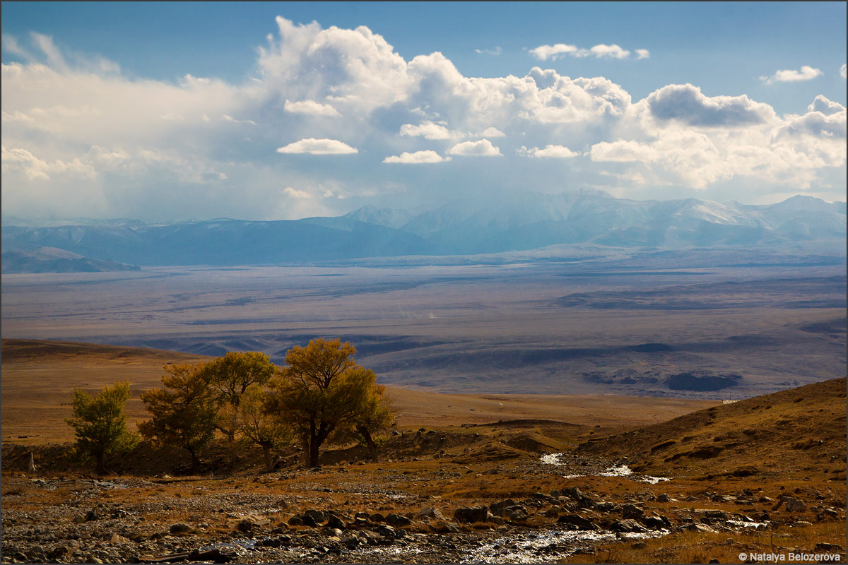 Чуйская степь из долины Янтерек. Сентябрь 2014