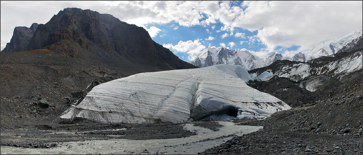 Маашей ледник. Август 2012