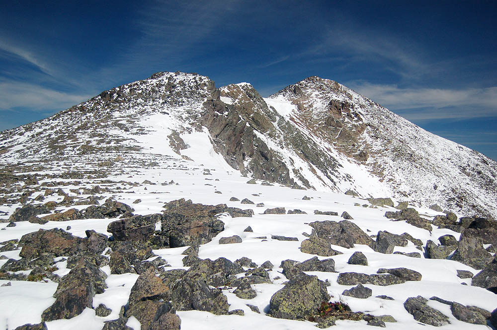 Айгулакский хребет. Вершина 2752 м. Июль 2011