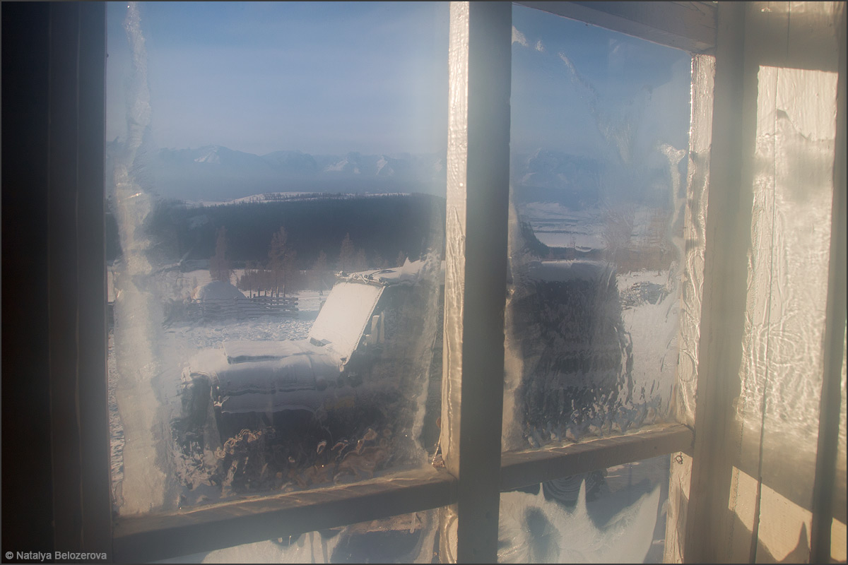 Из окна зимовья в Курайскую степь
